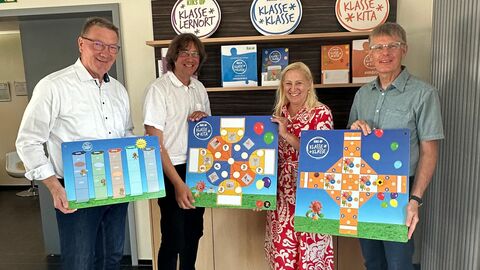 Erster Stadtrat Peter Krank, Fachdienstleiter Jochen Mörler, Gesundheitsministerin Diana Stolz und der Erste Vorsitzende KIKS UP e.V., Guido Glück.