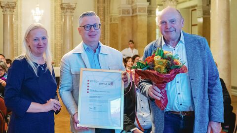 Urkundenübergabe an die Vereinsgemeinschaft Rothemann