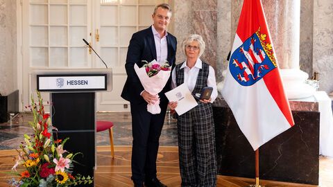 Elvira Rau bei der Preisübergabe