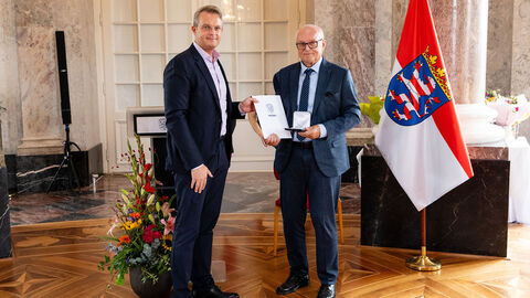 Wolfgang Heinz Achtznick bei der Preisübergabe